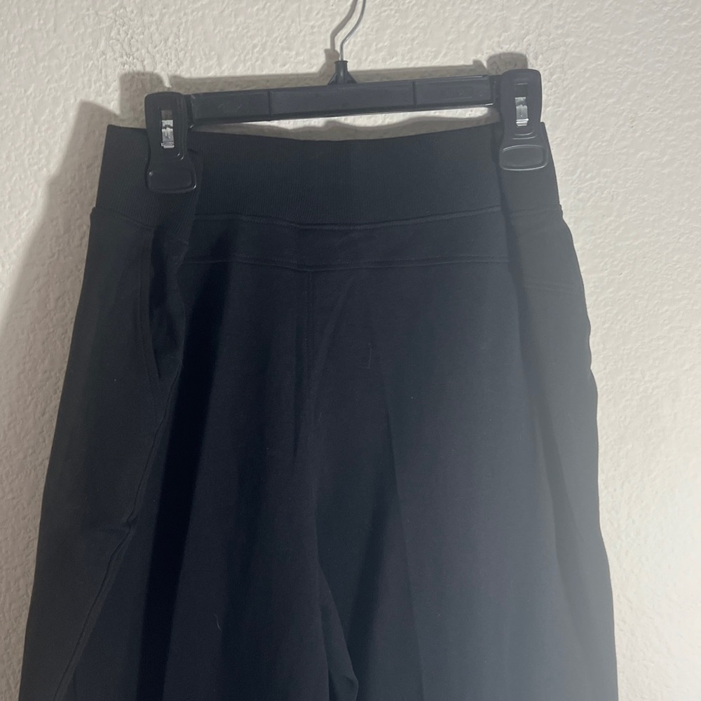 Pact women’s Organic Airplane Pintuck
Wide Leg Pant Sz XL Black SOFT TRAVEL - Picture 8 of 11
